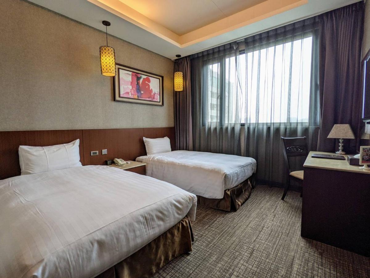 Guanko Hotel Città di Chiayi Esterno foto