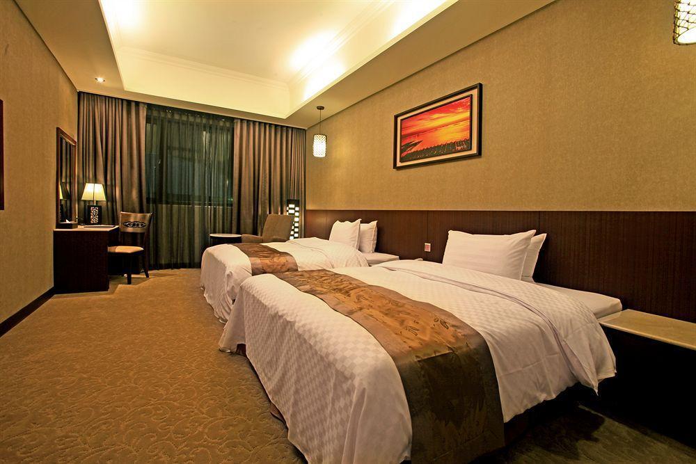 Guanko Hotel Città di Chiayi Esterno foto