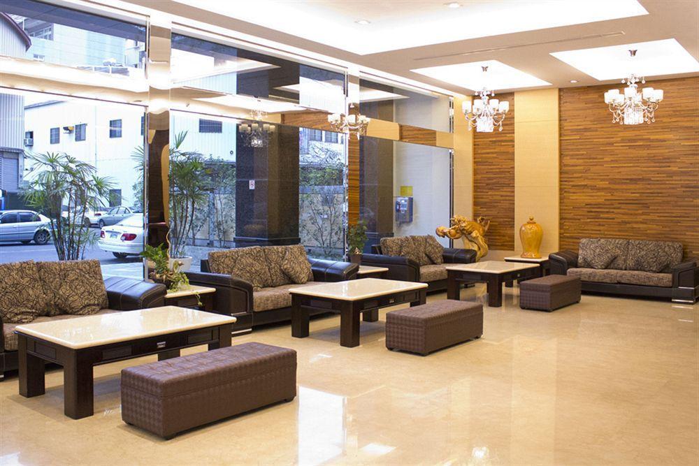 Guanko Hotel Città di Chiayi Esterno foto
