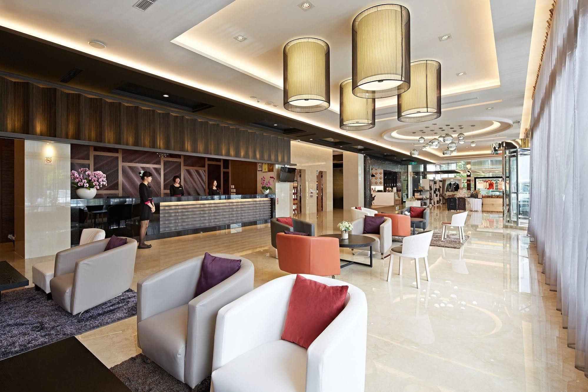 Guanko Hotel Città di Chiayi Esterno foto