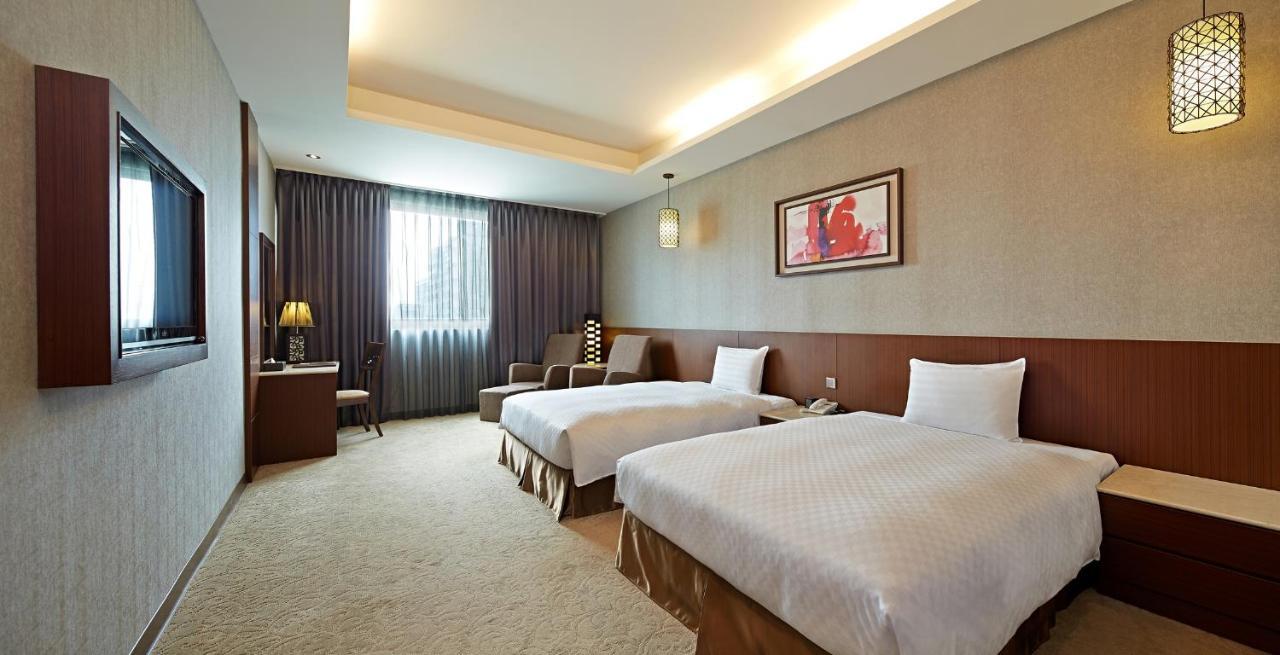 Guanko Hotel Città di Chiayi Esterno foto